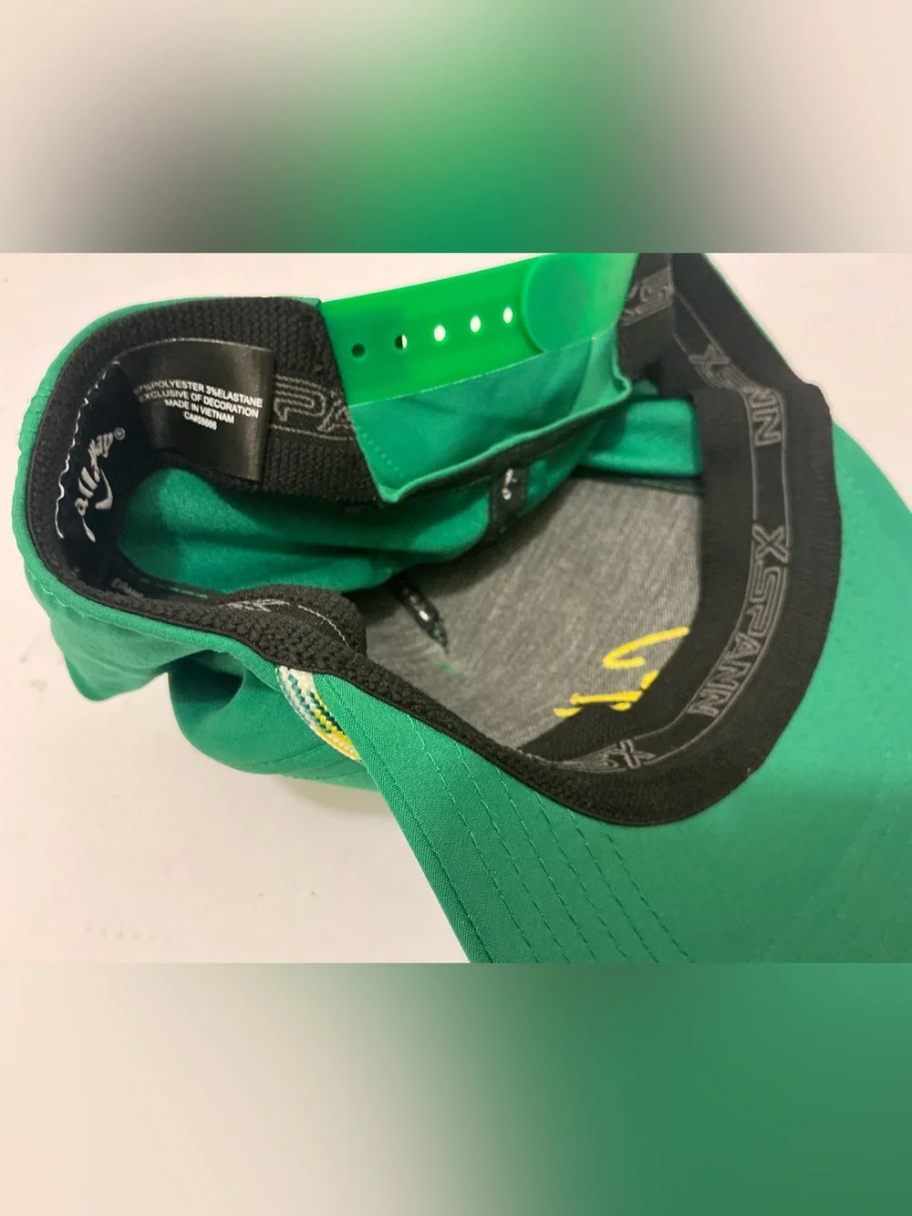 NWOT Callaway Green Golf Cap with Yellow Script and Rope Trim